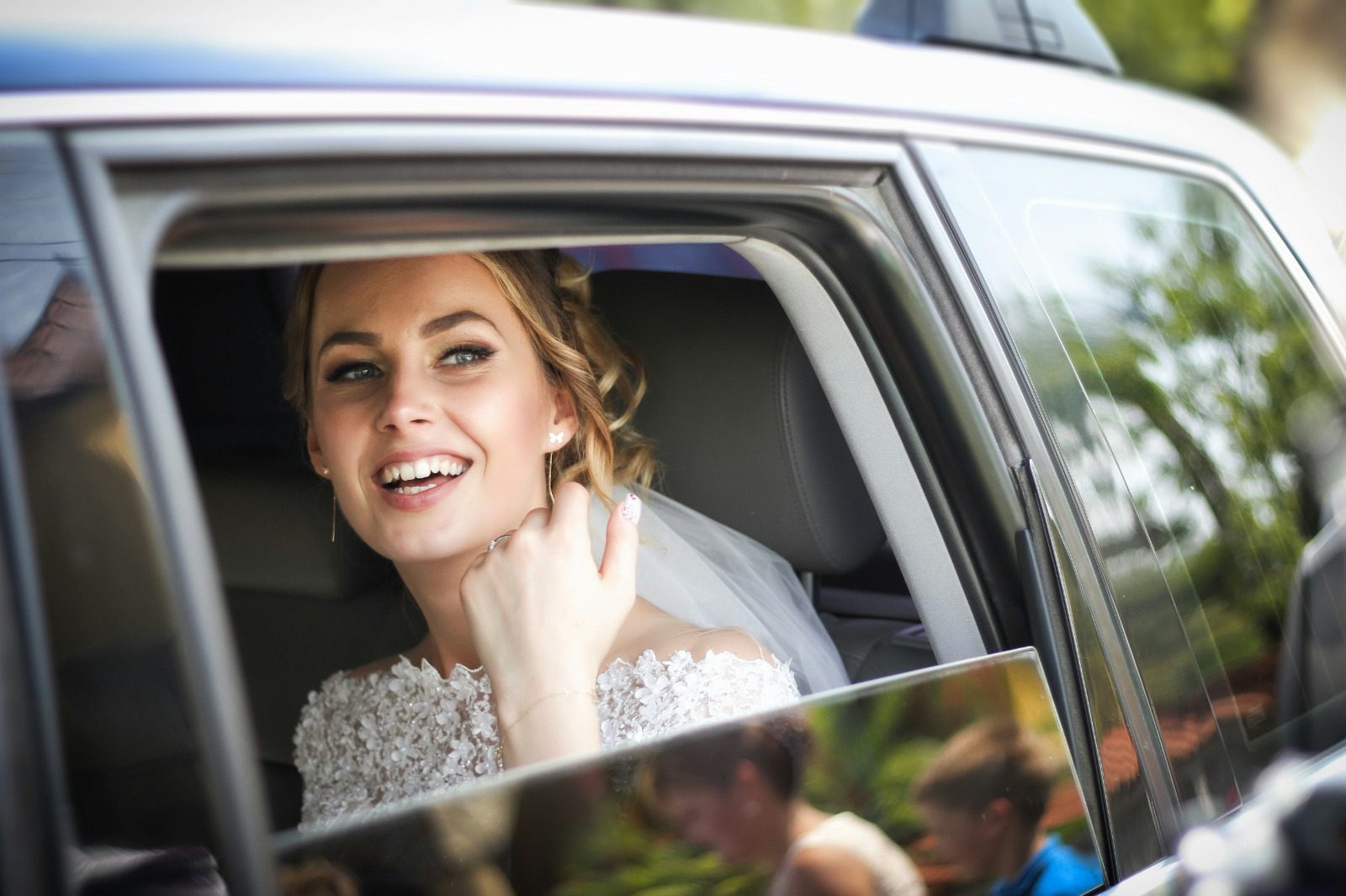 Tailored Chauffeur Services for Business Travelers in UAE