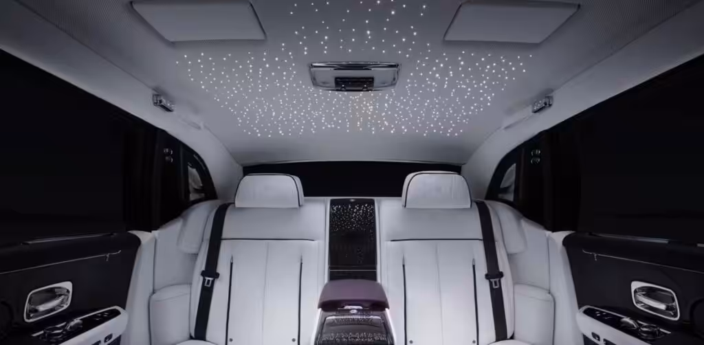 A Guide to Must-Experience Luxury Car Features with RiderZone Chauffeur Services in UAE