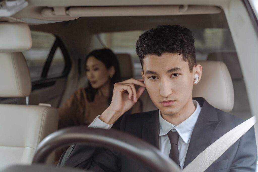 Ultimate Guide to Corporate Travel Management with RiderZone Chauffeur Services UAE
