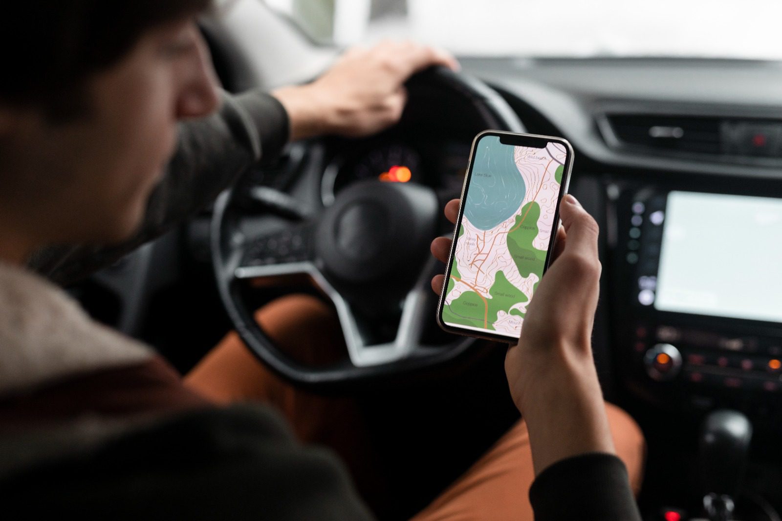 10 Reasons to Hire a Chauffeur Service in Dubai
