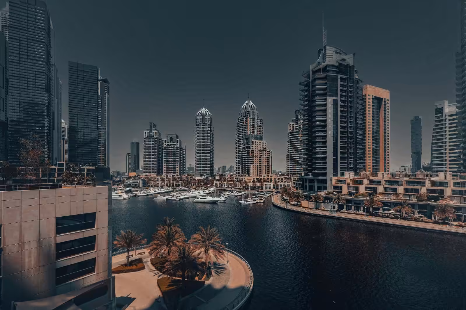Dubai Airport Transfers: Benefits of Early Booking