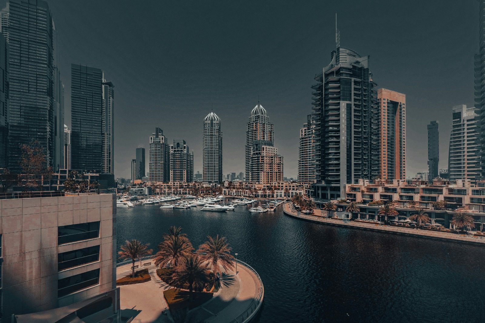 Dubai Airport Transfers: Benefits of Early Booking