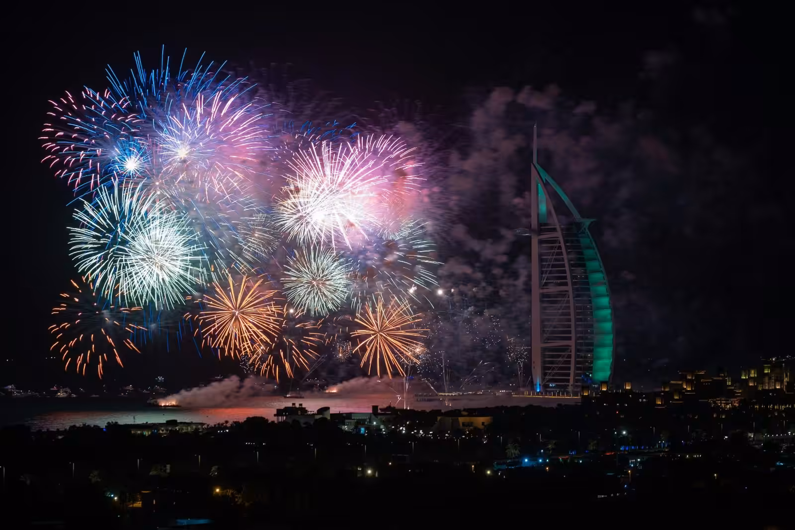 Dubai Airport Transfers: Benefits of Early Booking