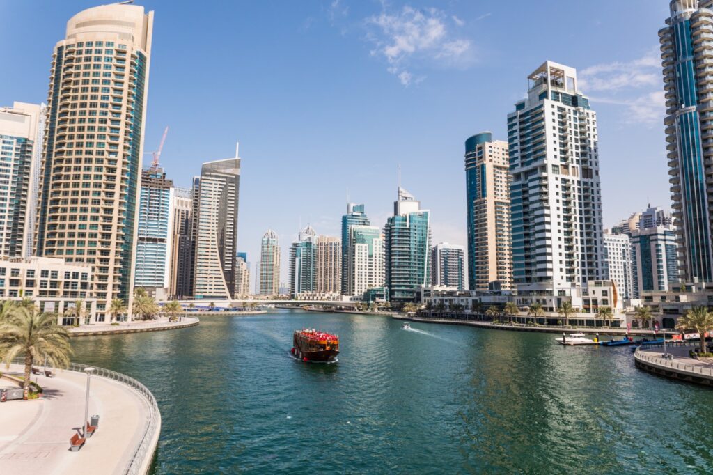 Hire a Chauffeur in Jumeirah for Luxury Travel