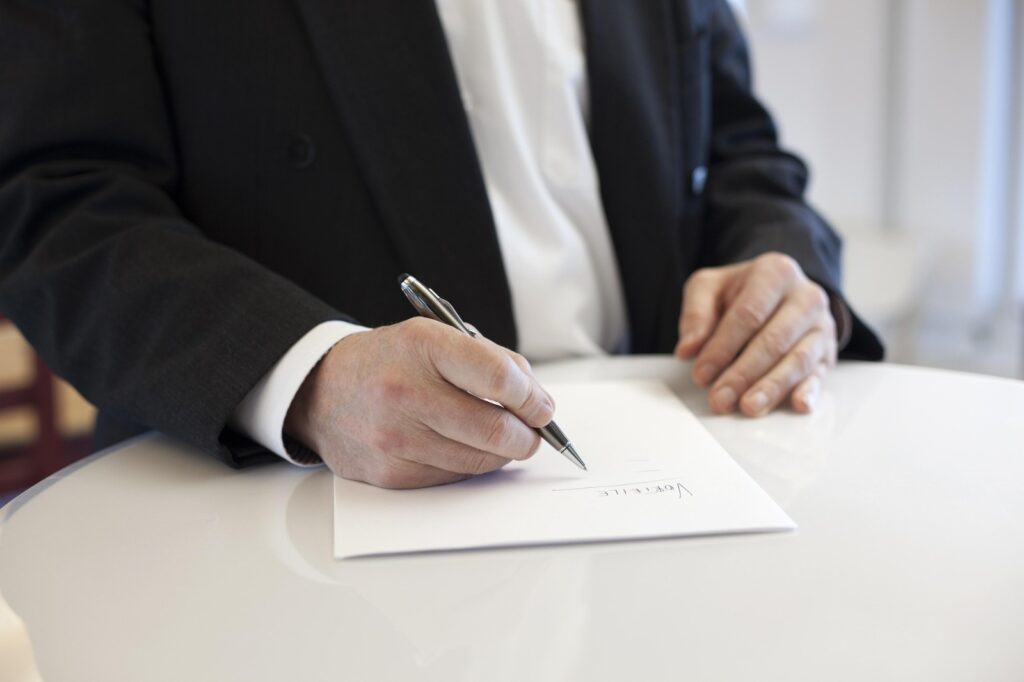 Why Choose a Monthly Chauffeur Service Contract?