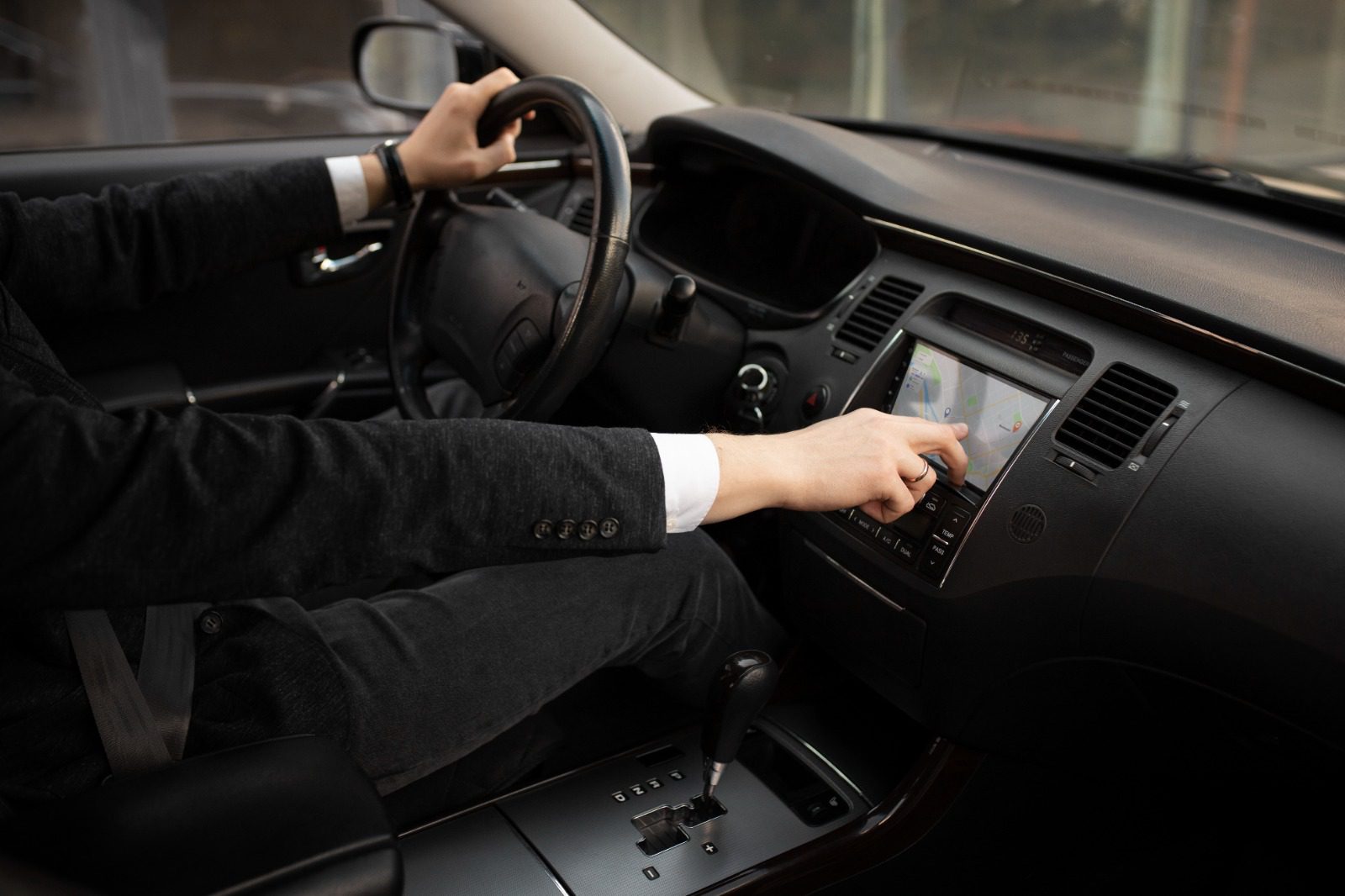 Israel-Iran Tensions: Safe Chauffeur Services in UAE