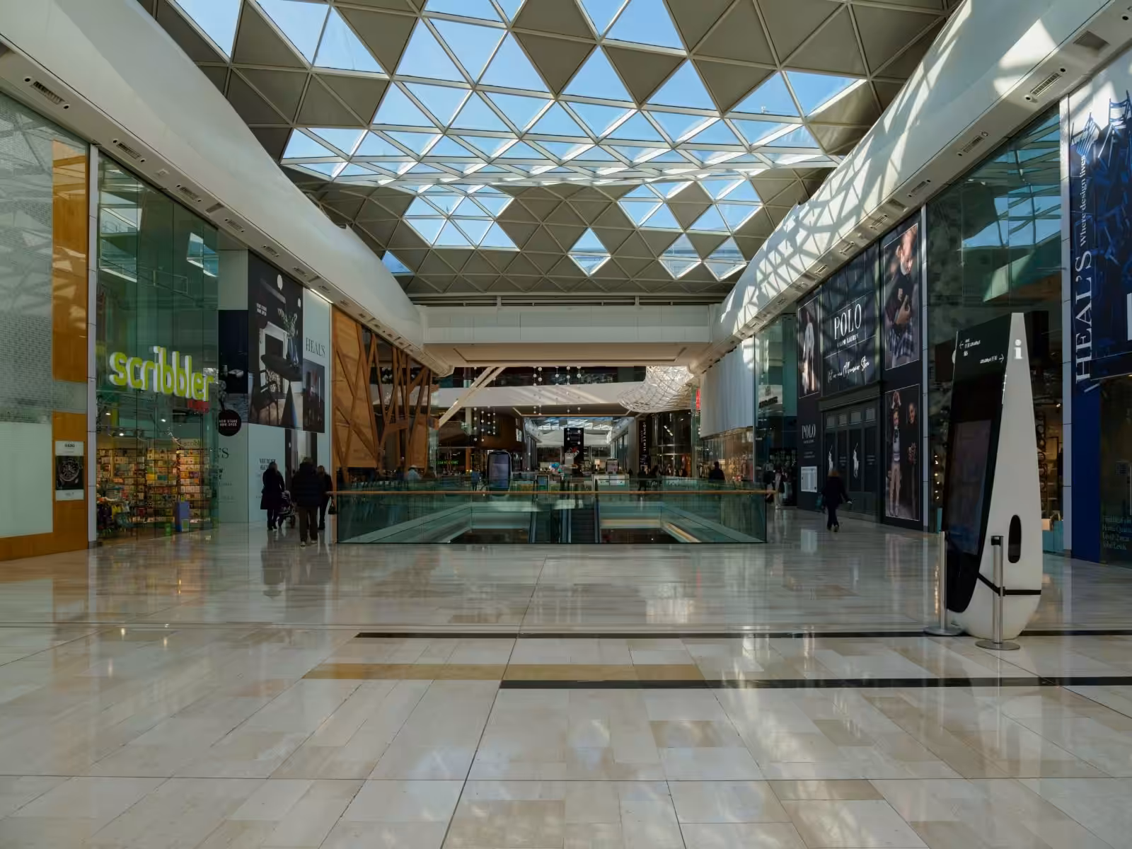 Top 10 Must-Visit Shopping Destinations in Dubai 2025 