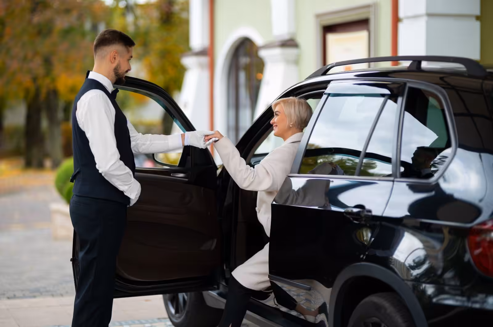 Luxury Chauffeur Services for VIP Experiences in UAE