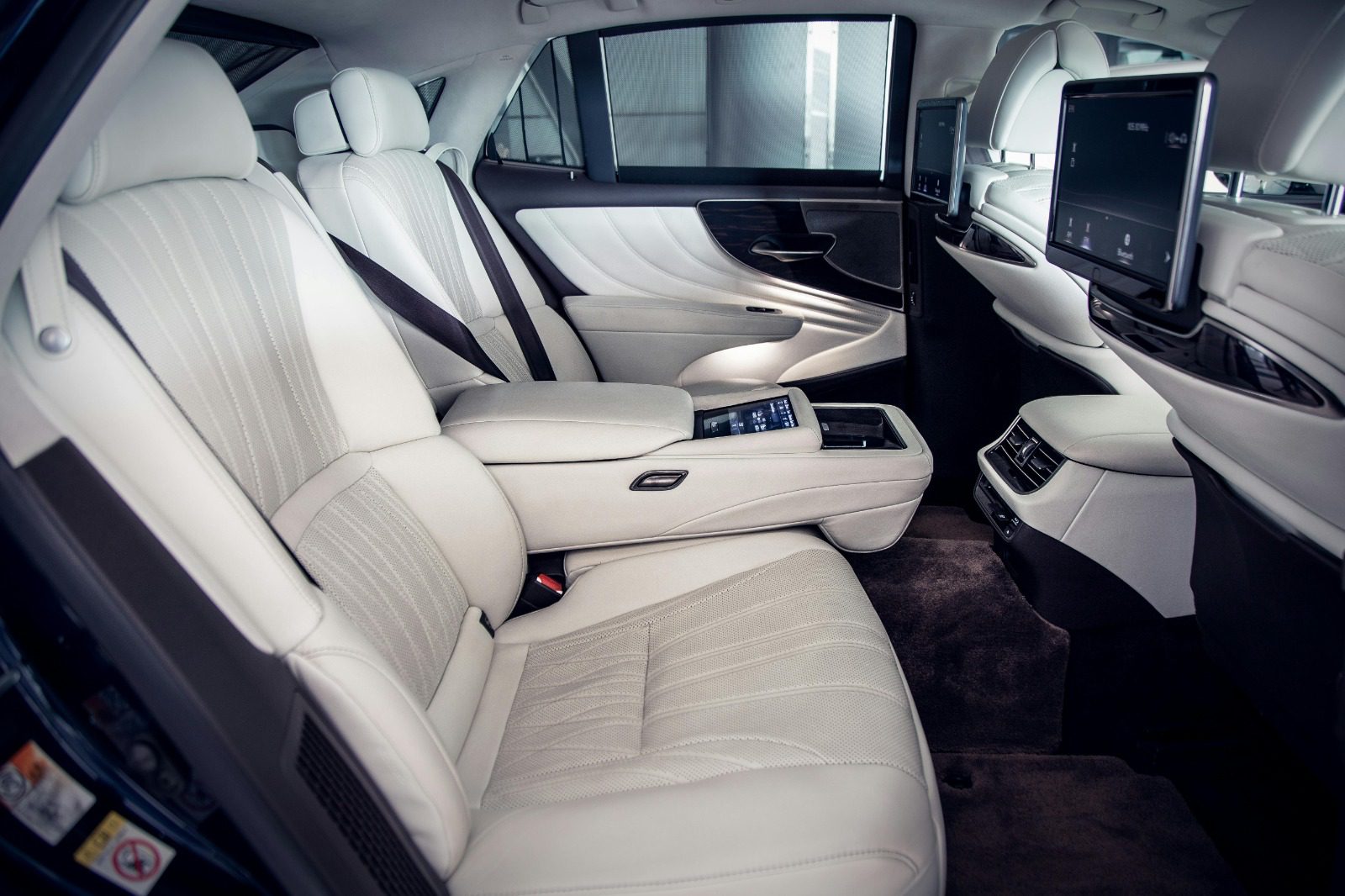 Dubai Airshow 2025: Luxury Chauffeur Guide