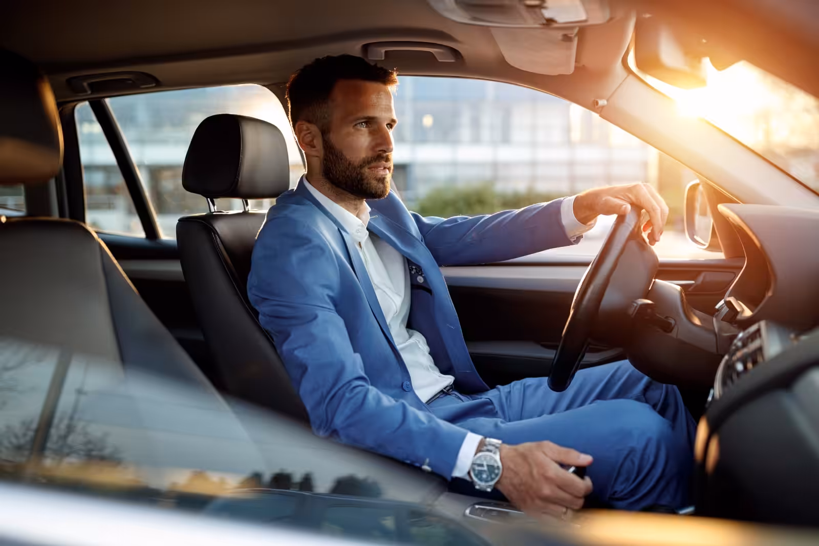 Luxury VIP Airport-Hotel Transfers in Abu Dhabi