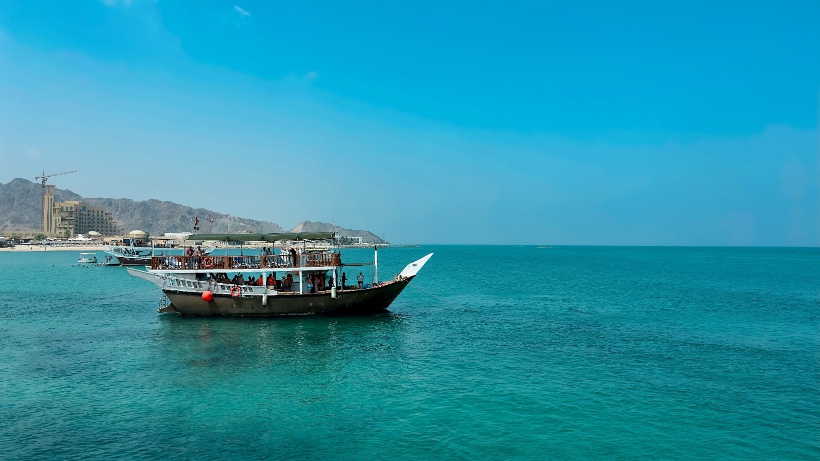 Luxury Chauffeur to Fujairah from Dubai