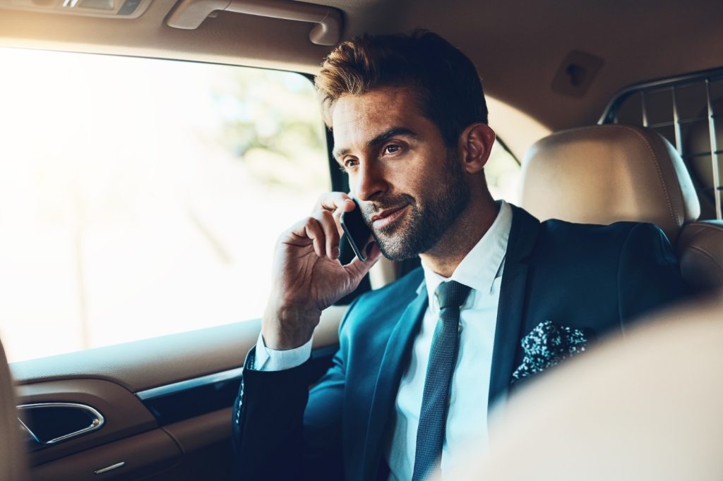 Impress Clients with Luxury Chauffeur in Dubai | Riderzone