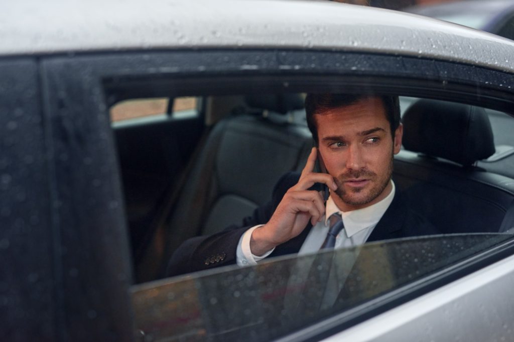 Monthly vs Weekly Chauffeur Services